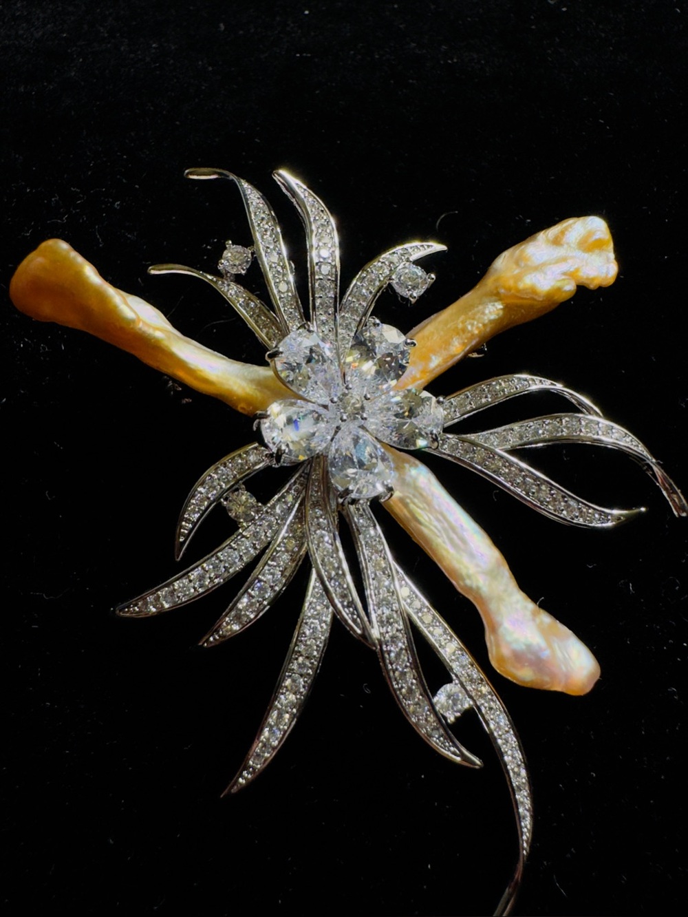 Elegant Silver Crystal & Pearl Baroque Flower Brooch - Gold Pearlescent